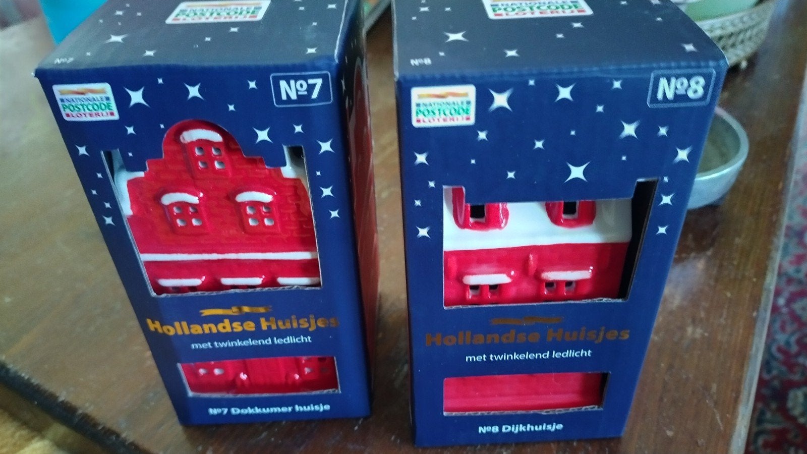 3 Kerst huisjes, Ophalen