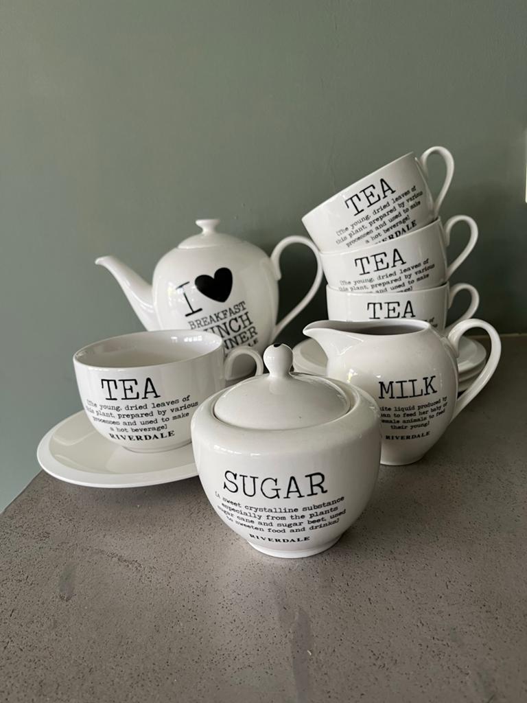 Riverdale theeservies: theepot, melkkan, suikerpot, kopjes, Huis en Inrichting, Keuken | Servies, Keramiek, Ophalen of Verzenden