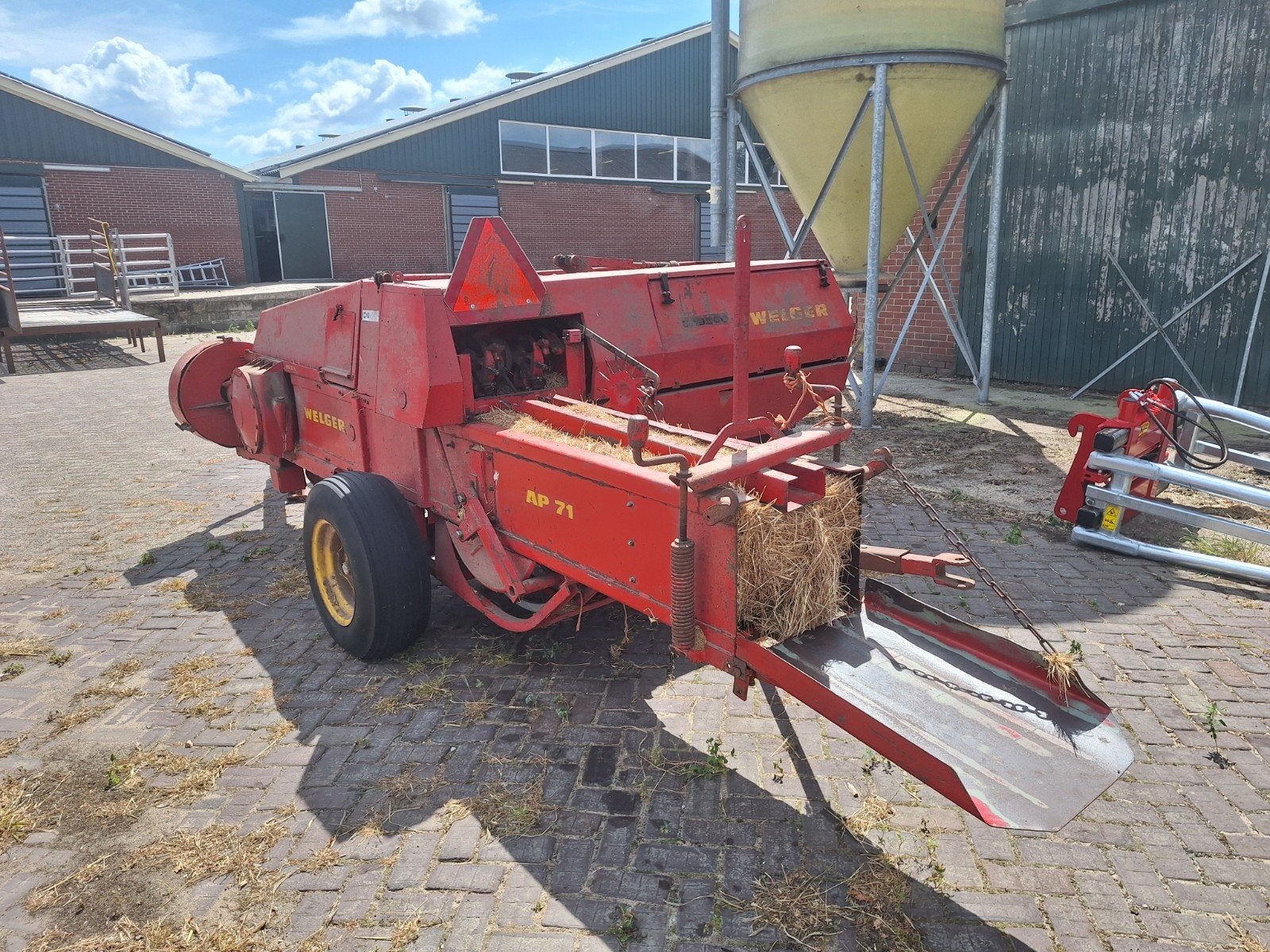 Nette Welger balenpers, Ophalen, Weidebouw
