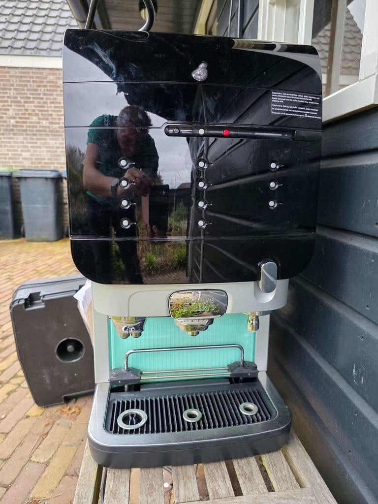 Douwe Egberts Cafitesse Excellence, 10 kopjes of meer, Ophalen, Koffiemachine