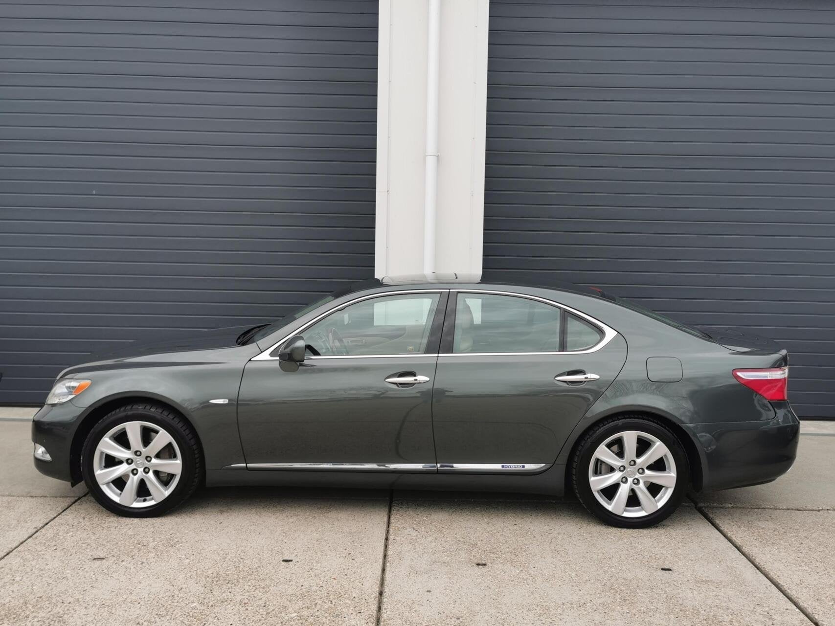 Lexus LS 600h President, Auto's, Automaat, Adaptive Cruise Control, Gebruikt, 2245 kg