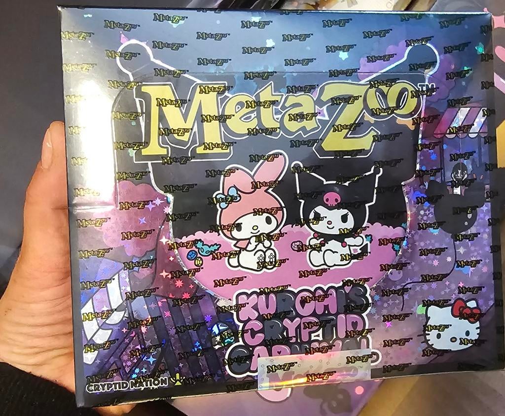 MetaZoo Kuromi's Cryptid Carnival Booster Box, Hobby en Vrije tijd, Verzamelkaartspellen | Magic the Gathering, Ophalen of Verzenden