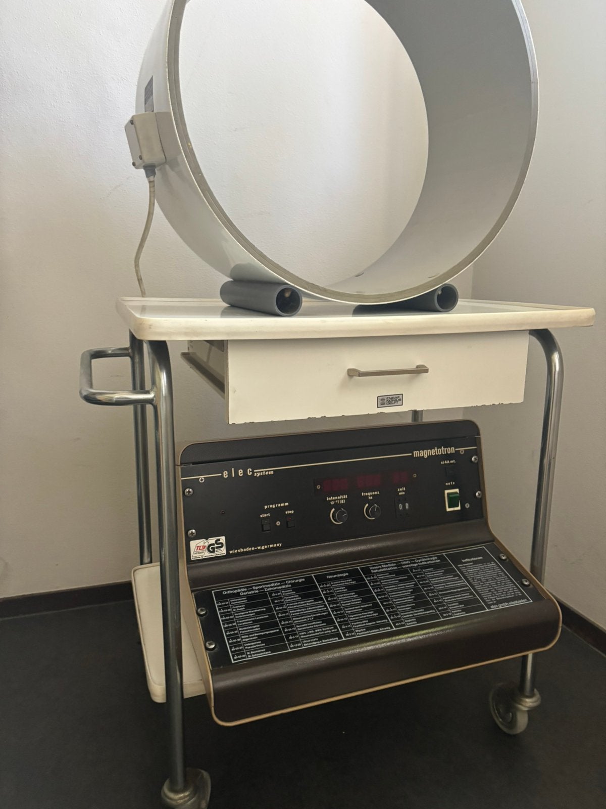Magnetotron (magneetveldtherapie apparaat), Ophalen, Zo goed als nieuw