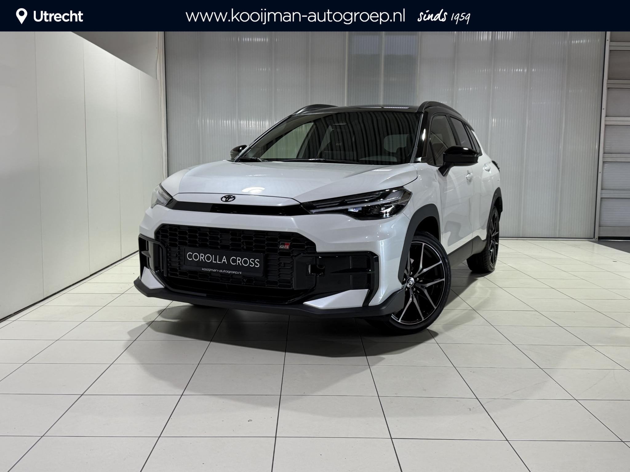 Toyota Corolla Cross Hybrid 180 GR Sport Panoramadak, JBL Ge, Auto's, Euro 6, 4 cilinders, 179 pk, Bedrijf