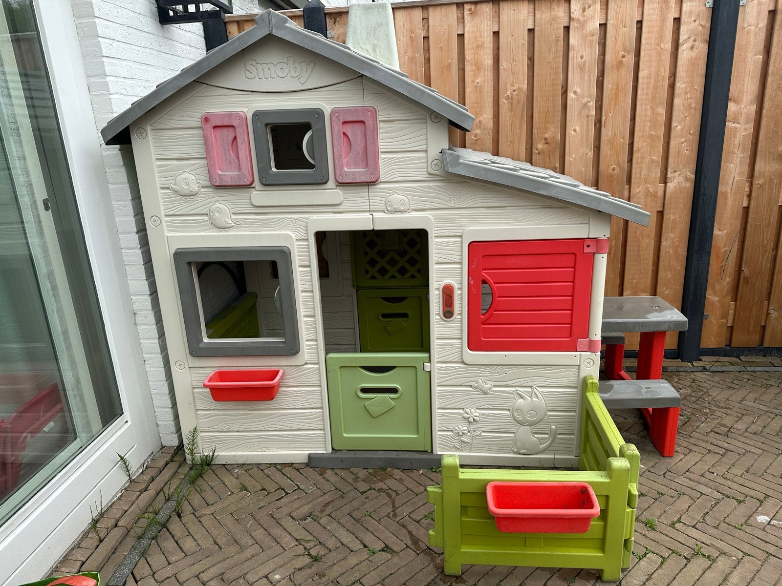 Smoby Speelhuisje met picknicktafel Amsterdam, Ophalen, Gebruikt, Kunststof