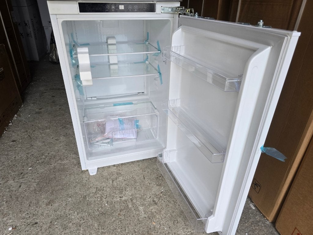 Nieuwe luxe 88 cm inbouw koelkast deur op deur systeem, 85 tot 120 cm, Zonder vriesvak, 100 tot 150 liter, Nieuw