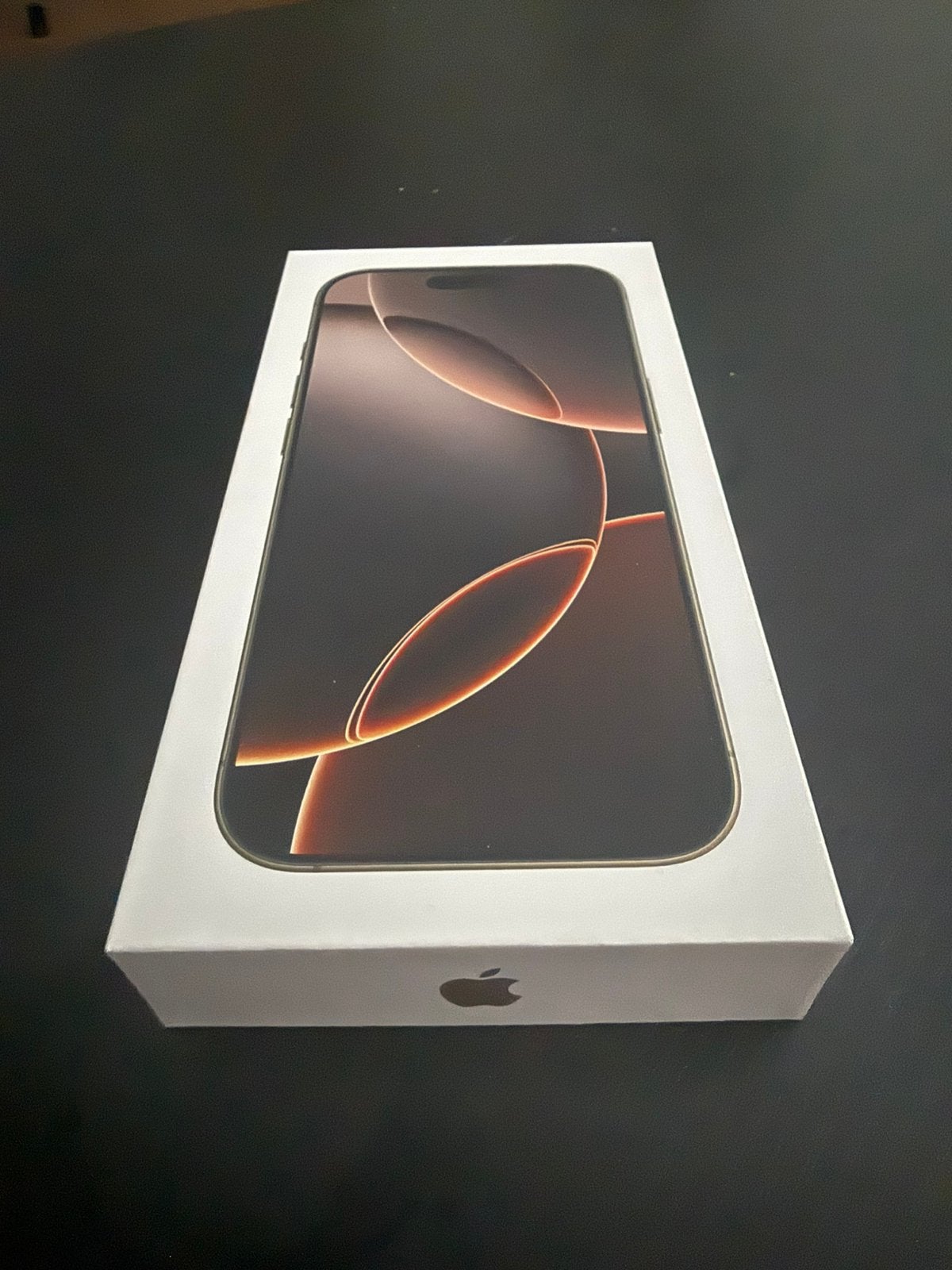 Als nieuw! Apple Iphone 16 Pro 128 gb Desert, 128 GB, Zo goed als nieuw, Zonder simlock, Zonder abonnement