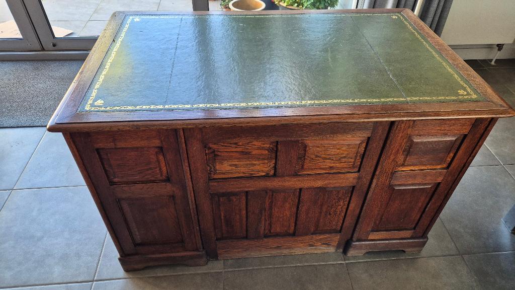 antiek bureau, Ophalen