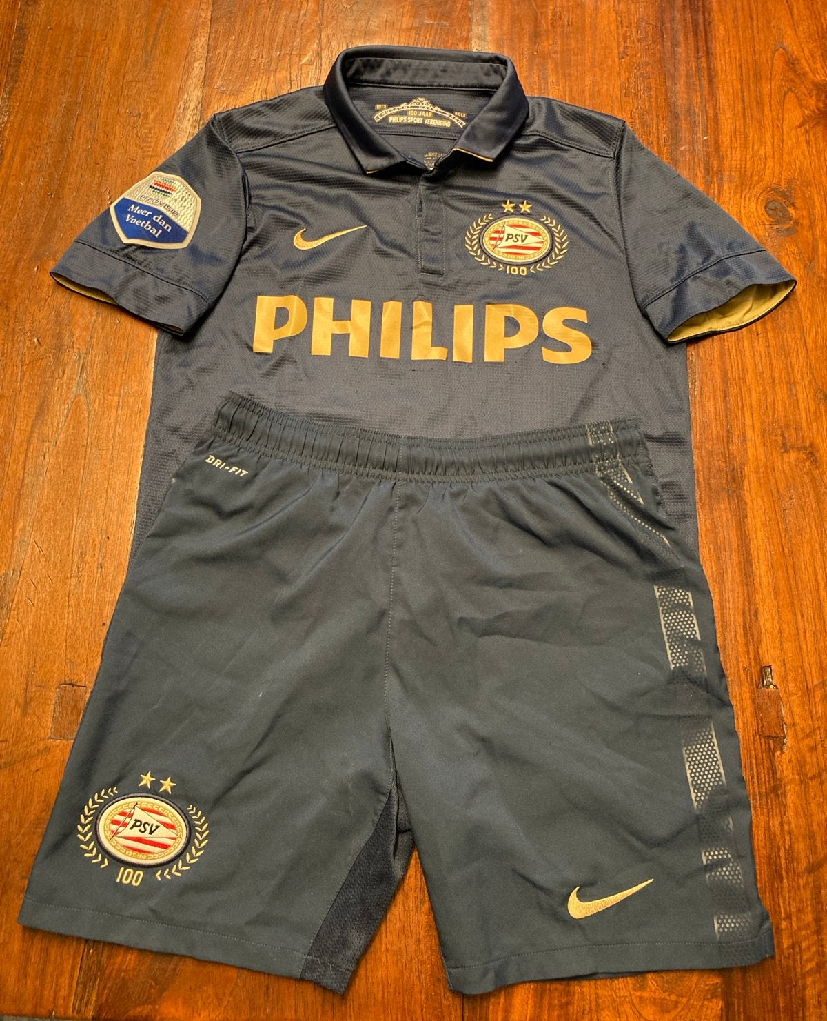 PSV Uitshirt met Broekje 2013-2014, Kindermaat L, Maat L, Ophalen, Gebruikt, Set