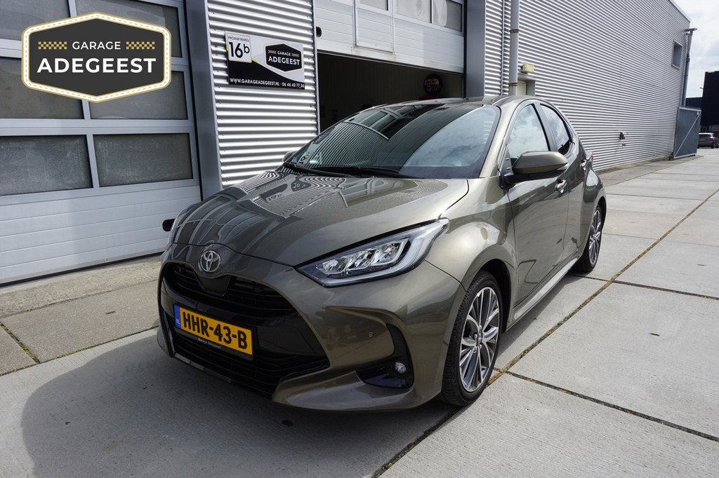 Toyota Yaris 1.5 Hybrid 130 Executive |Navi|Carplay|PDC V+A|, 450 kg, Gebruikt, 1490 cc, Hybride Elektrisch/Benzine