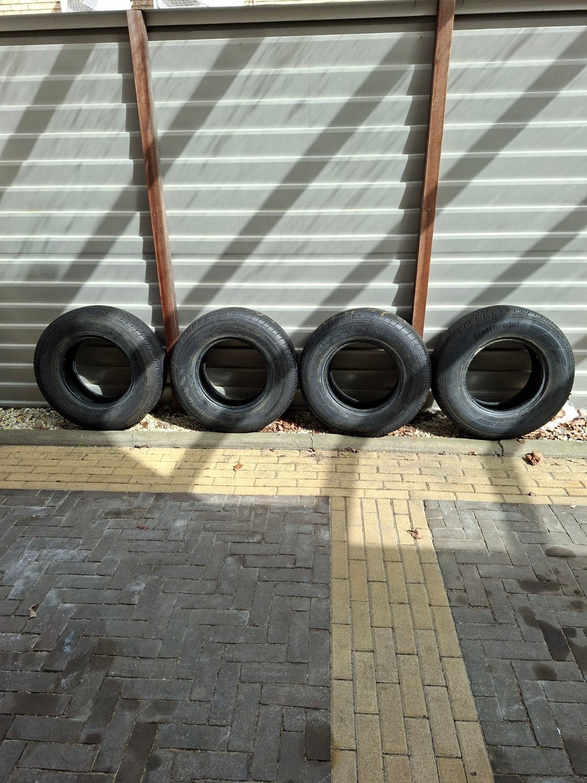 autobanden 235/70 R15  T NIEUW 4 stuks, Ophalen