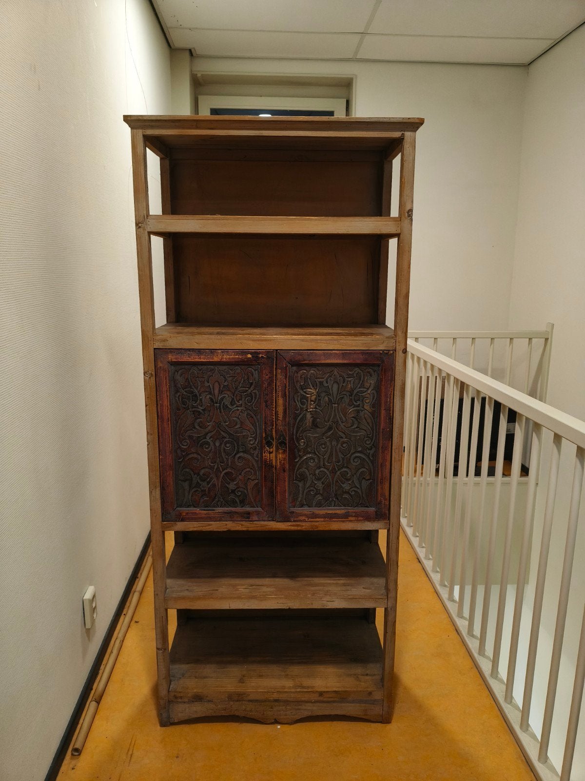 Indonesische Bali Stijl Kast - 175x75x40 cm, Ophalen