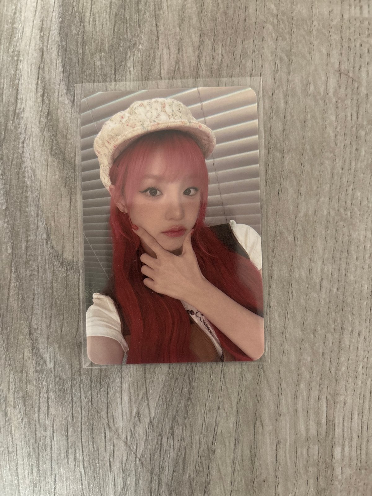 (G)I-DLE 6th Anniversary Yuqi Photocard, Ophalen of Verzenden, Zo goed als nieuw, Plaatje