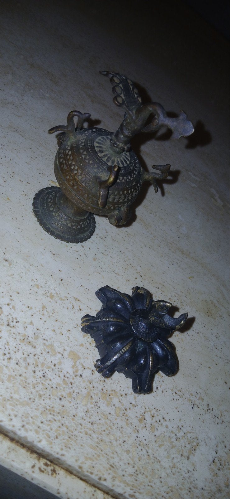 Antiek India Dhokra Tikka & Kumkum, Ophalen of Verzenden