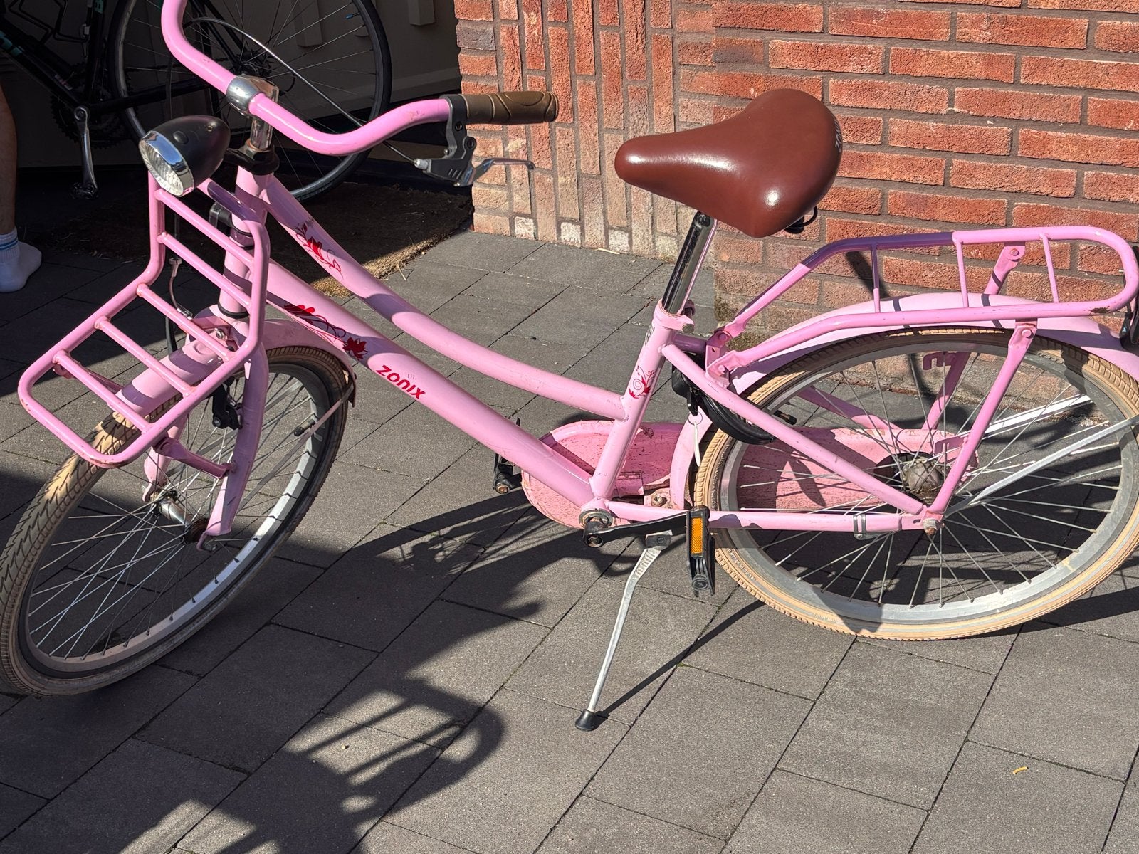 Roze ZONIX meisjesfiets - 24 inch, Fietsen en Brommers, Fietsen | Meisjes, Ophalen, Terugtraprem, Handrem, Gebruikt