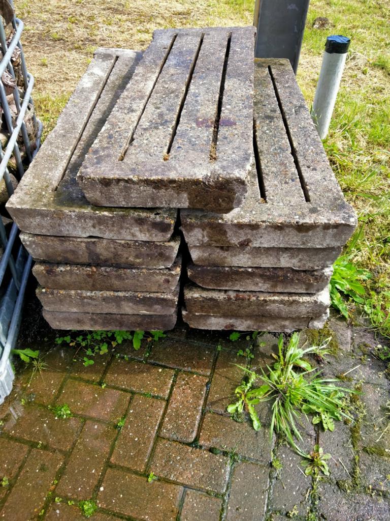 11 Betonnen stal roosters verharding voor erf of tuin, Ophalen, Gebruikt, Overige materialen