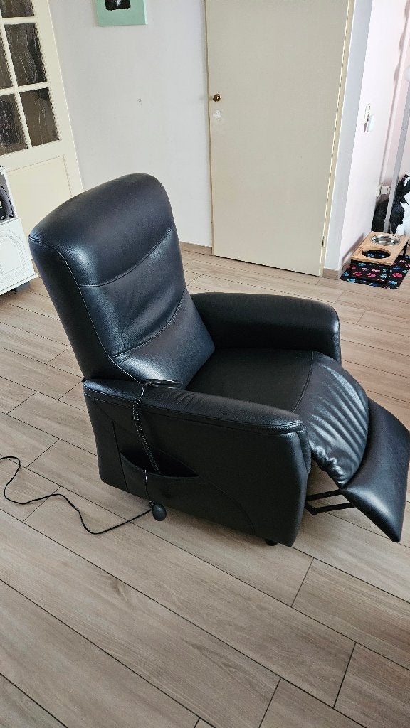 Foto 4 van Leren relaxfauteuil met elektrische functie