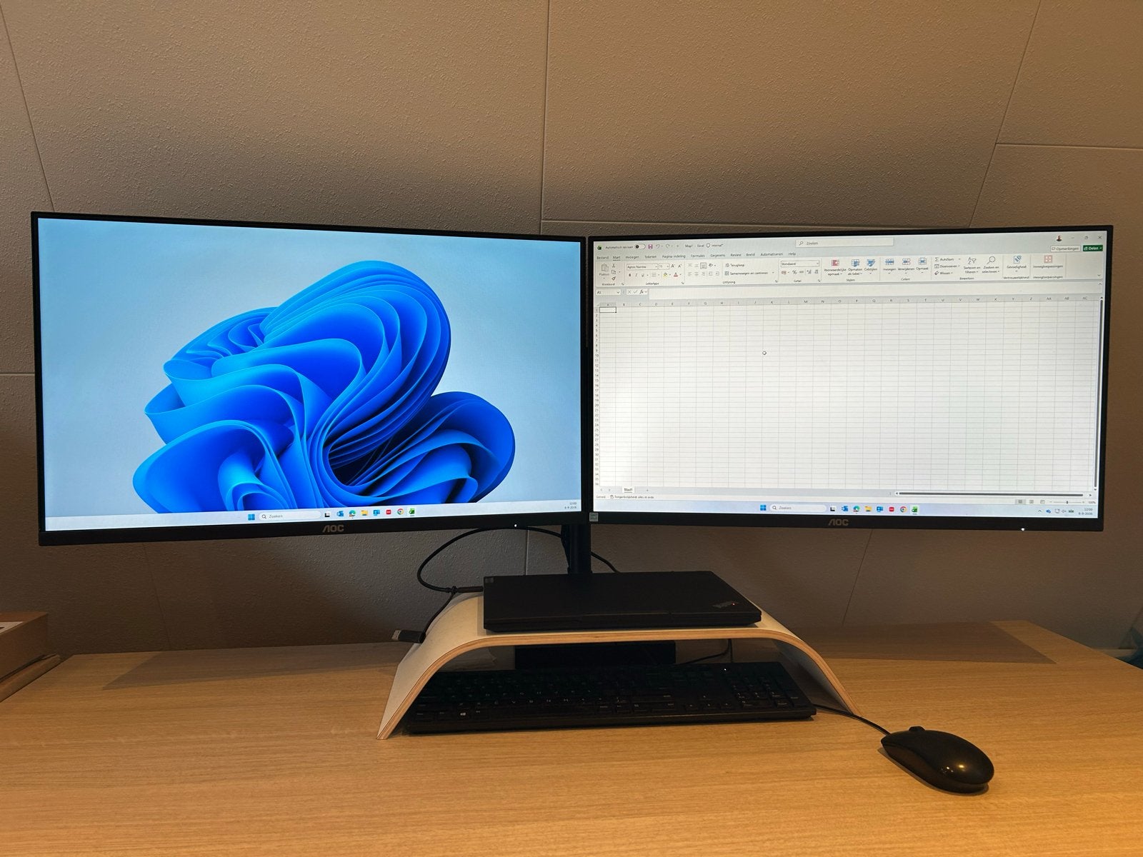 2x AOC 27B1H 27 inch Full HD monitoren met beugel, Ophalen, HDMI, IPS, Kantelbaar