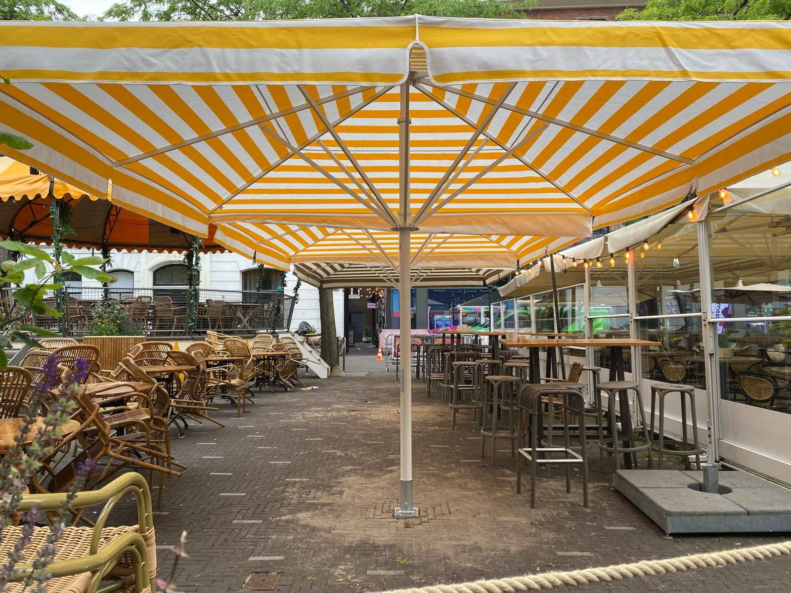 Horeca Tuinparasols 400x400 Zwart/Champagne met Inground, Tuin en Terras, Parasols, Ophalen, Nieuw, Waterdicht, Stokparasol