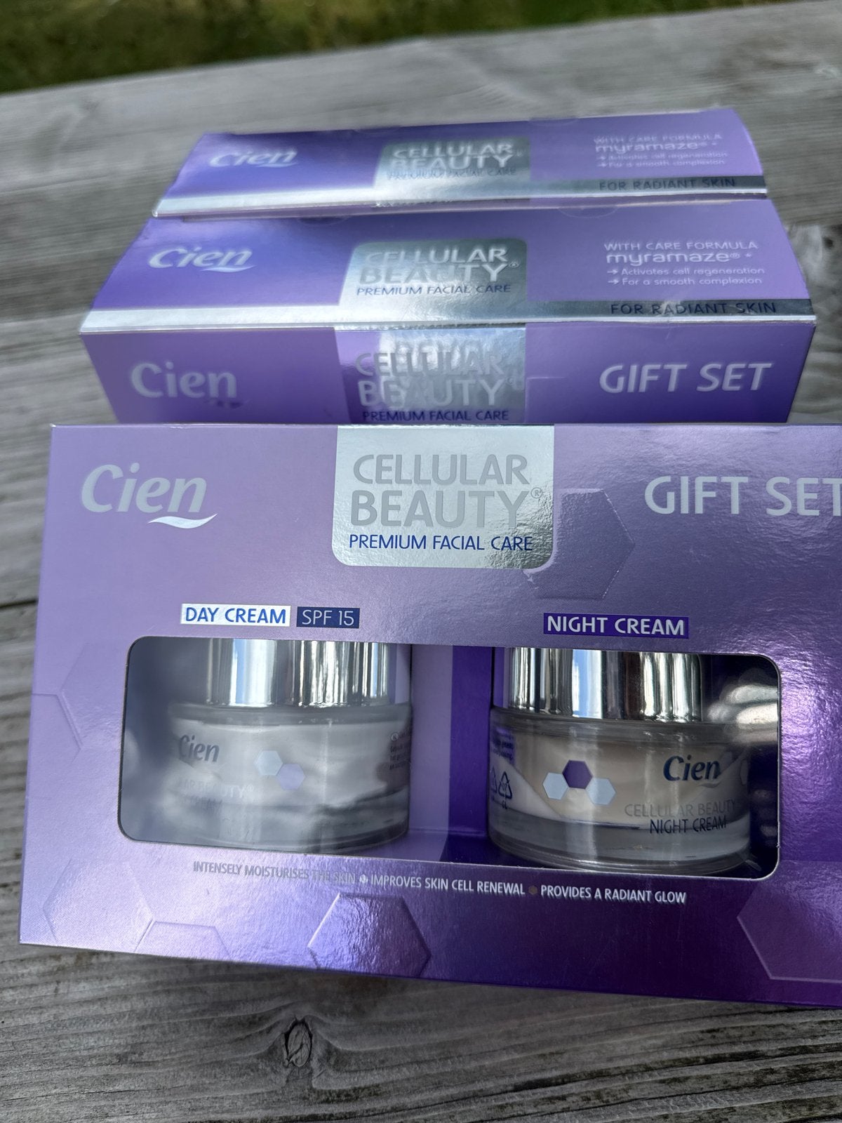 Cien Cellular Beauty Gift Set - Dagcrème & Nachtcrème, Ophalen, Nieuw, Gehele gezicht, Verzorging