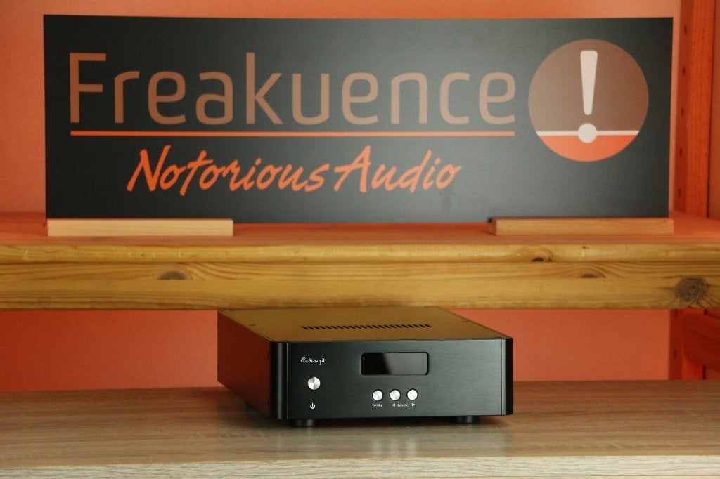 Audio-gd D-77 / GD 77 TRADE.INRUIL Precieze converter., Ophalen of Verzenden, Zo goed als nieuw, /, Audio-gd