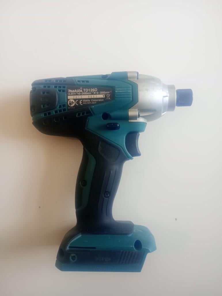 Makita slagtol 14.4v, Ophalen of Verzenden, Zo goed als nieuw, Boor- en Schroefmachine