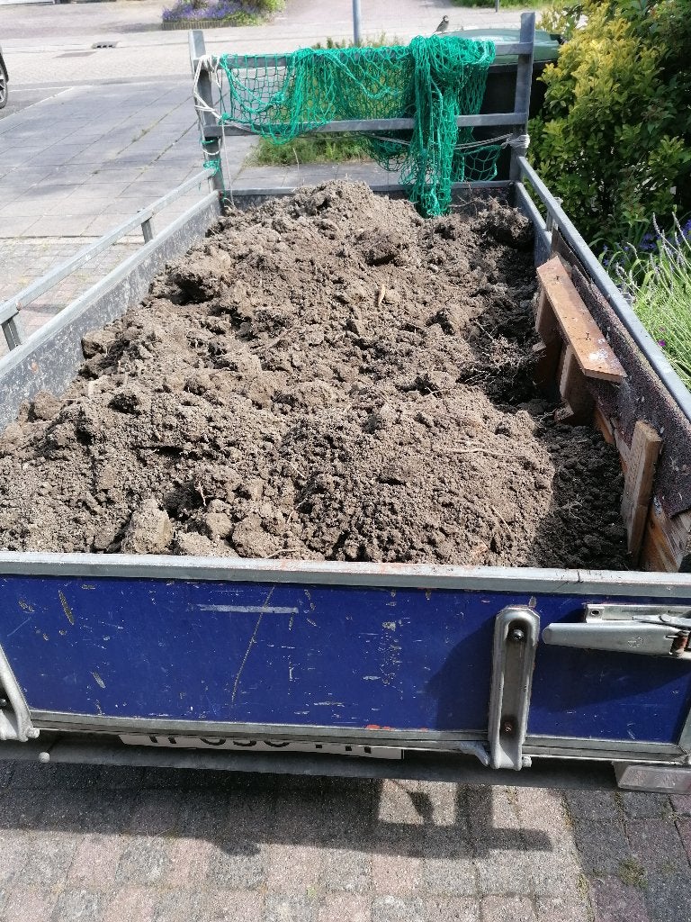 Gratis tuinaarde, reeds in aanhanger !, Tuin en Terras, Aarde en Mest, Ophalen, Tuinaarde
