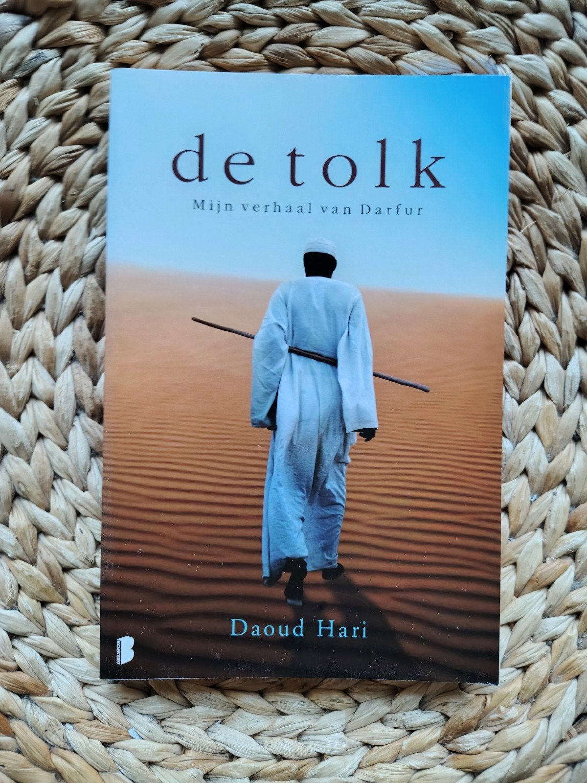 Daoud Hari - De tolk, Ophalen of Verzenden, Zo goed als nieuw