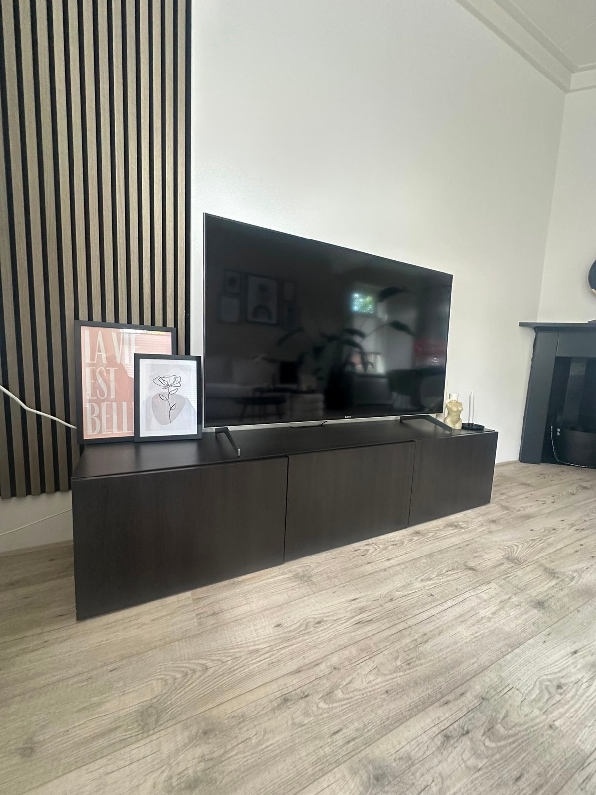 IKEA BESTÅ TV-meubel zwartbruin met 3 deuren, Ophalen, Overige materialen, Gebruikt, 150 tot 200 cm