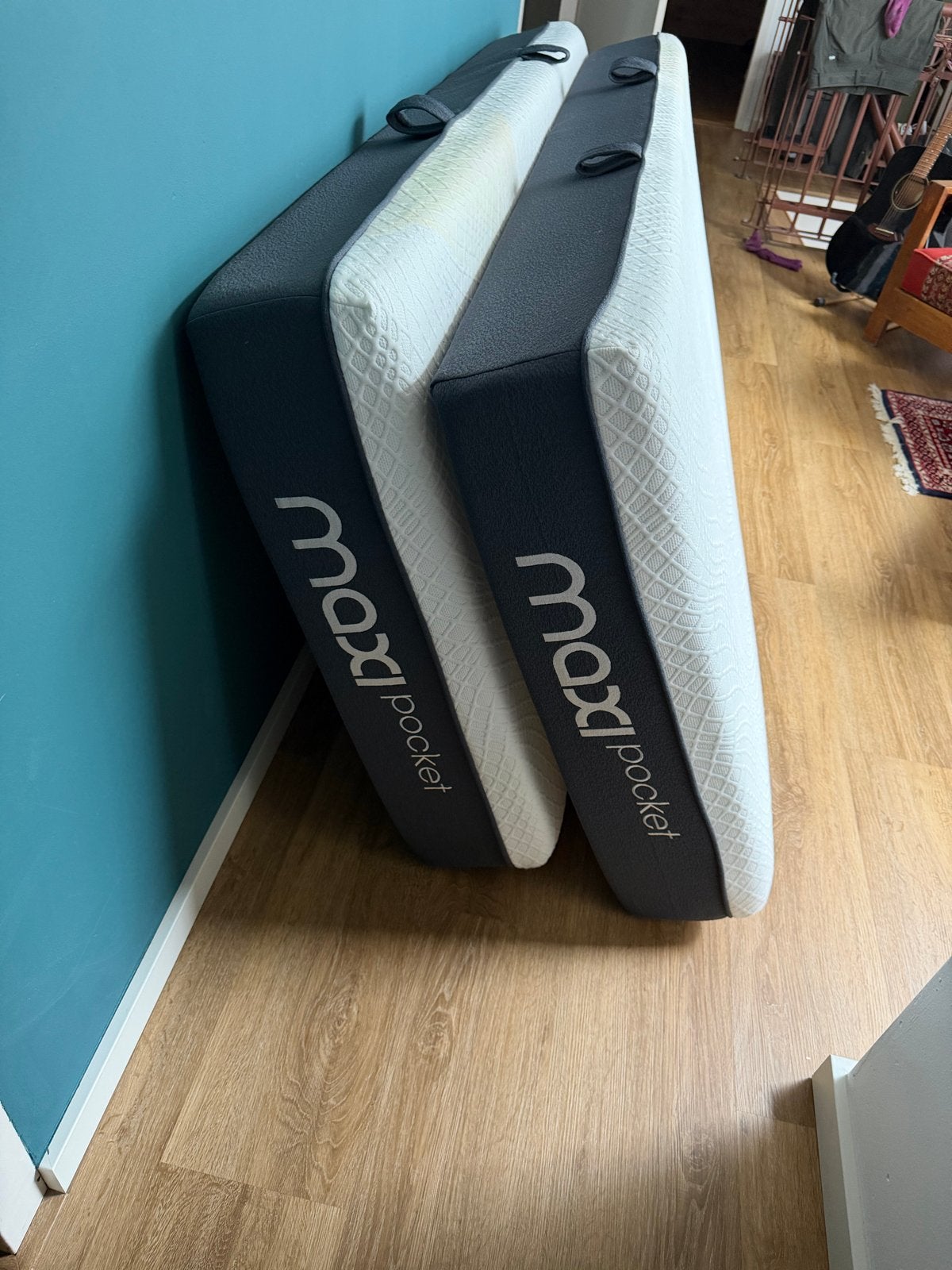Gratis af te halen: 2x 90x200 matrassen met koffievlekken, Huis en Inrichting, Ophalen, Gebruikt, 90 cm, Eenpersoons