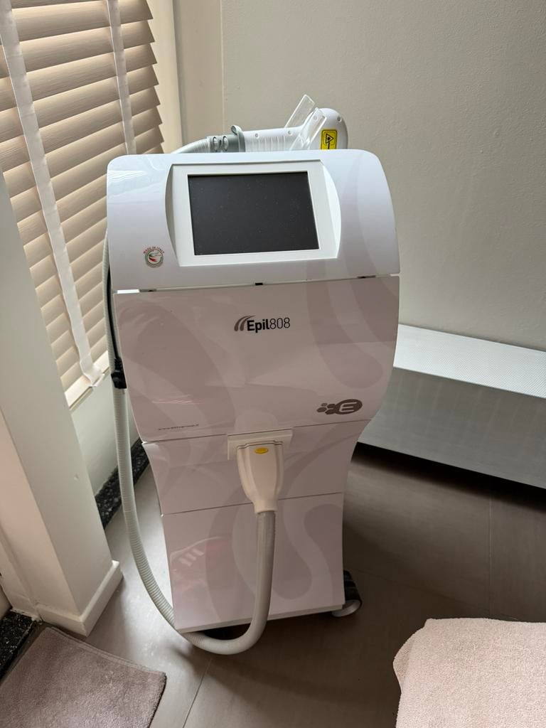 Diode laser Elits 808, Witgoed en Apparatuur, Persoonlijke-verzorgingsapparatuur, Zo goed als nieuw, Overige typen, Ophalen