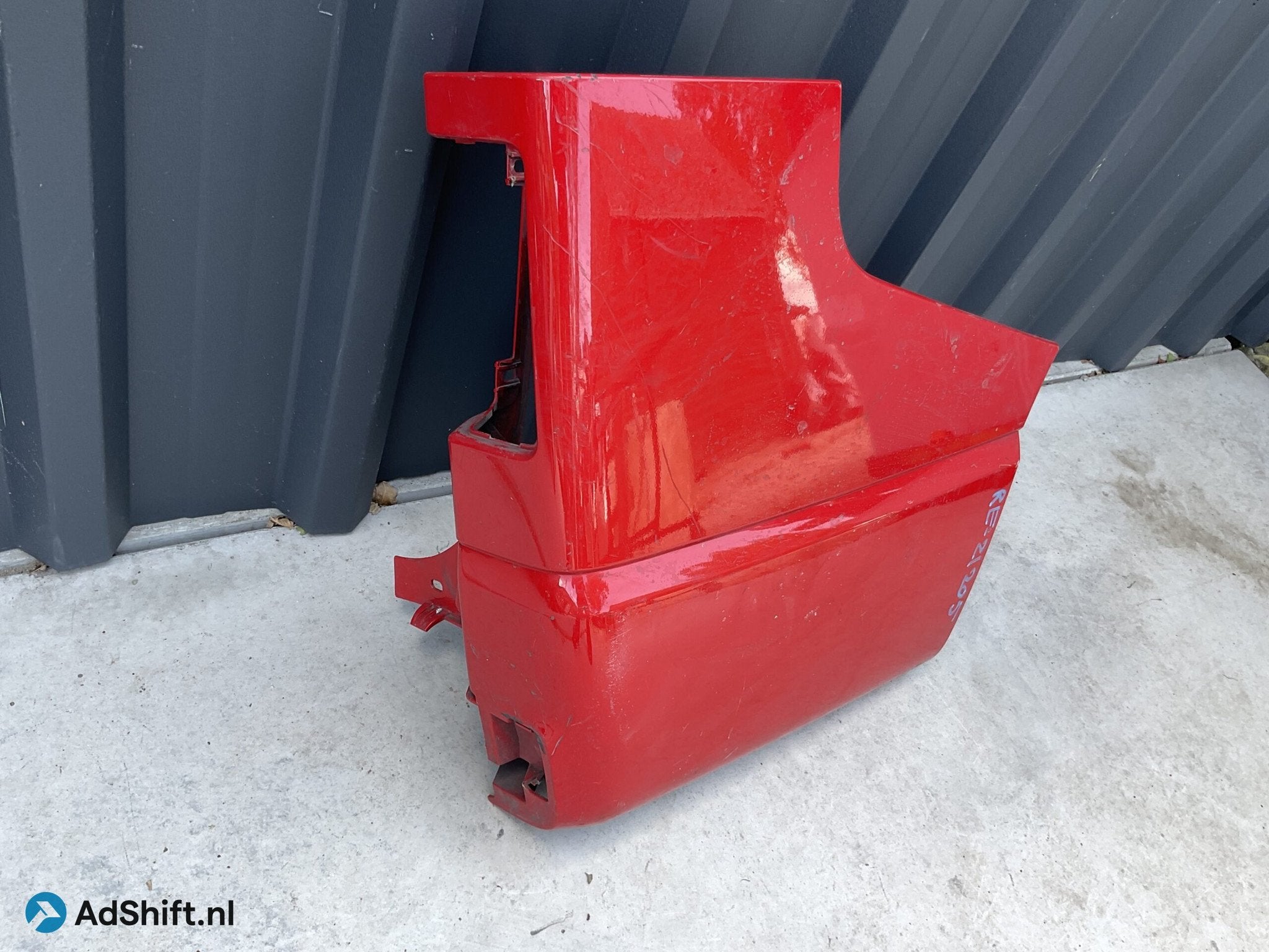 Bumper Renault Trafic 3 850160502R Achterbumperhoek RE-21205, Auto-onderdelen, Bumper