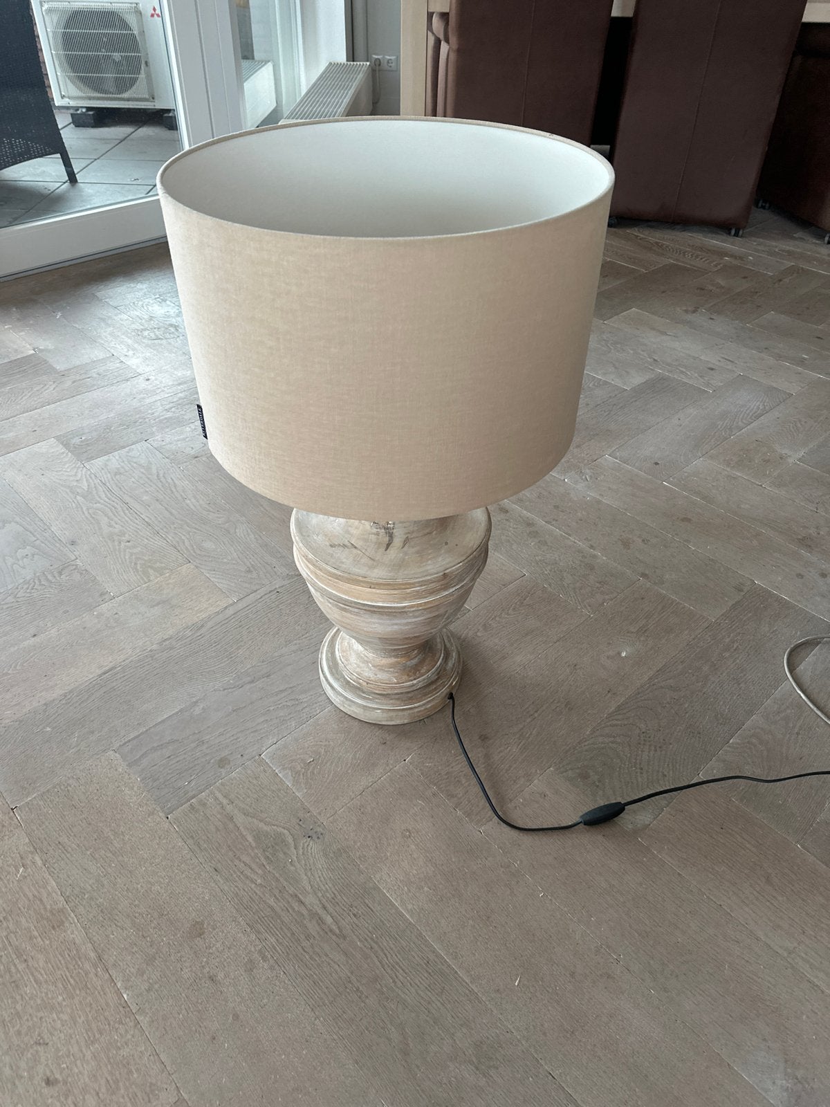 Grote tafellamp met linnen kap - Landelijke stijl, Huis en Inrichting, Ophalen, Gebruikt, E27 (groot), Minder dan 100 cm