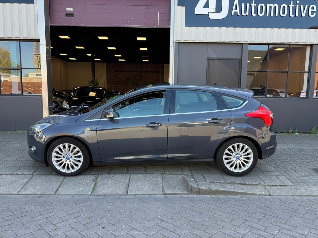 Ford Focus 1.6 EcoBoost First Edition, Gebruikt, 150 pk, Leder en Stof, Bedrijf