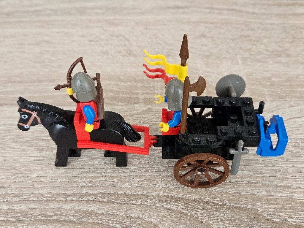 Lego nr. 6022 - Castle Lion Knights - Horse Cart., Lego, Ophalen of Verzenden, Castle, Complete set