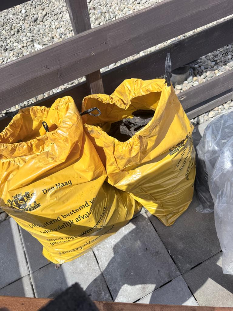 Bitumen tegeldragers voor terras of balkon, Ophalen, Gebruikt