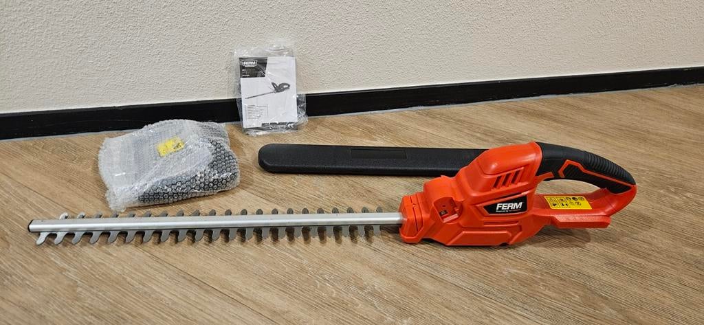 Heggeschaar voor AX-POWER platform van FERM, Verzenden, Nieuw, Accu