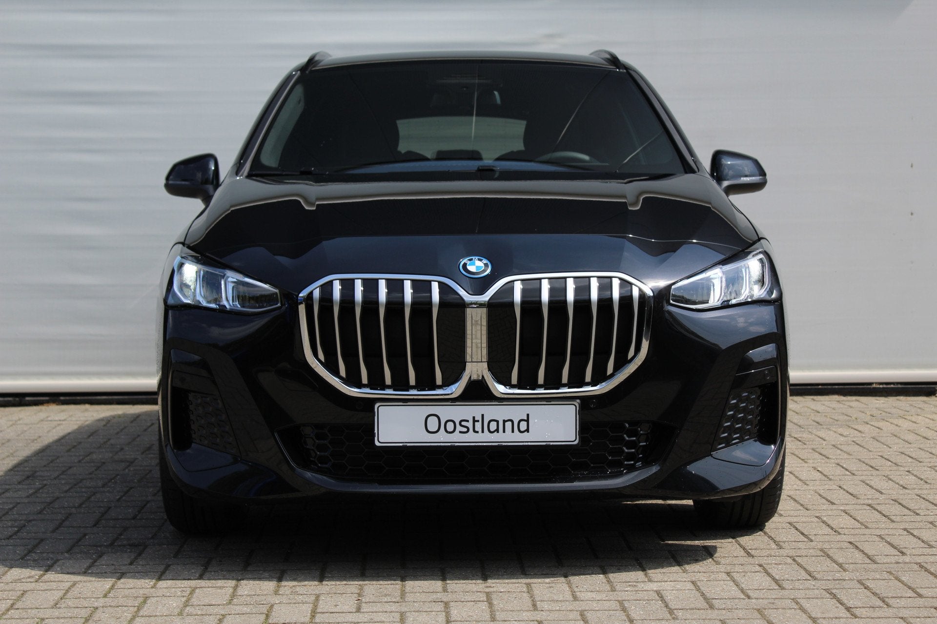 BMW 2 Serie Active Tourer 225e xDrive M Sport Automaat / Tre, Auto's, Automaat, 1800 kg, Zwart, 38 km/l