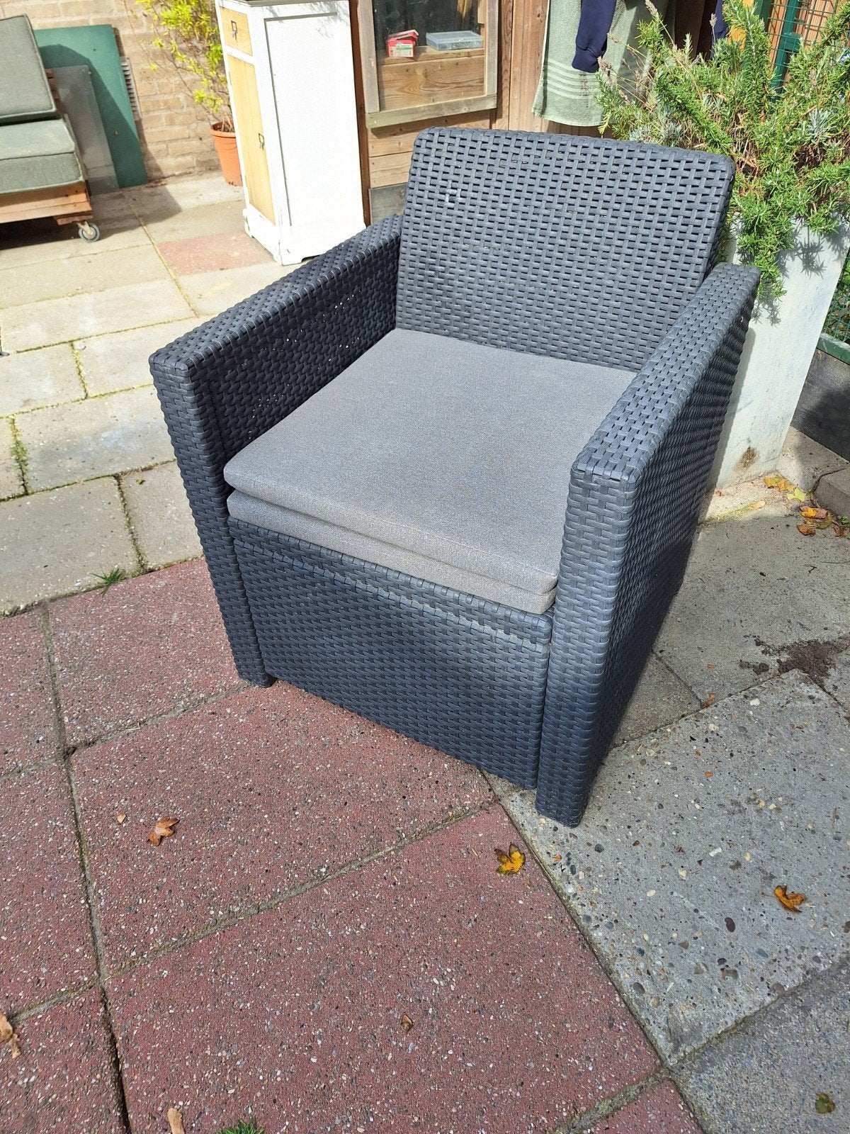 Wicker tuinstoel met kussens, nog heel, Tuin en Terras, Ophalen
