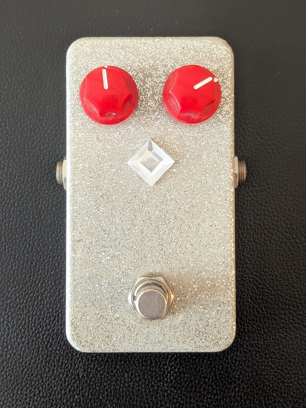 Dunlop Fuzz Face in unieke enclosure, Muziek en Instrumenten, Ophalen of Verzenden, Gebruikt, Distortion, Overdrive of Fuzz