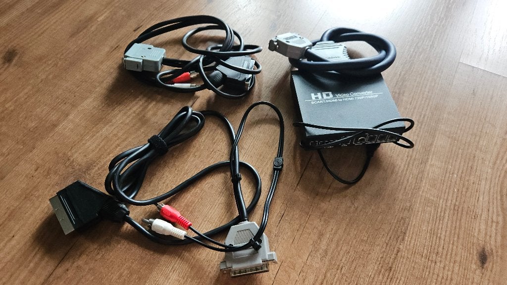 Amiga HDMI Video Set 3x RGB SCART-kabel + HD Video Converter, Computers en Software, Ophalen of Verzenden