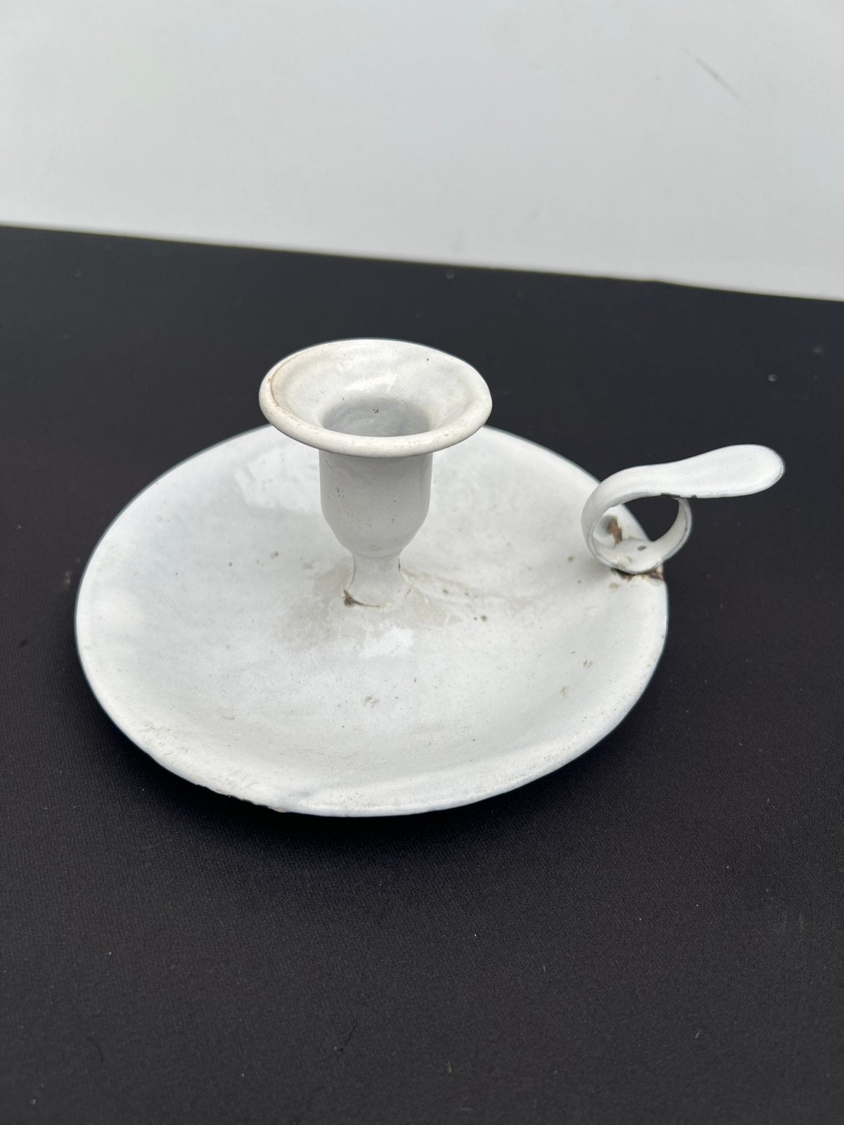 Te Koop : Emaille Brocante Kaarshouder Kandelaar Wit Metaal, Ophalen of Verzenden