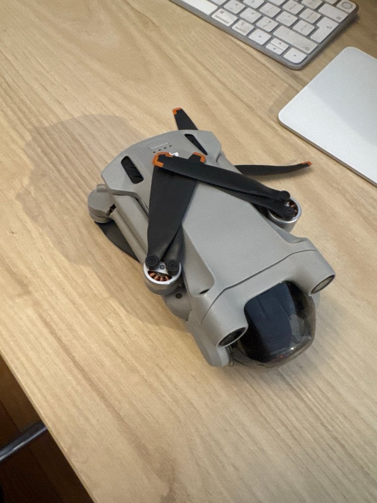 DJI Mini 3 Pro drone, defect: motorarm en RC-antenne, Ophalen, Gebruikt