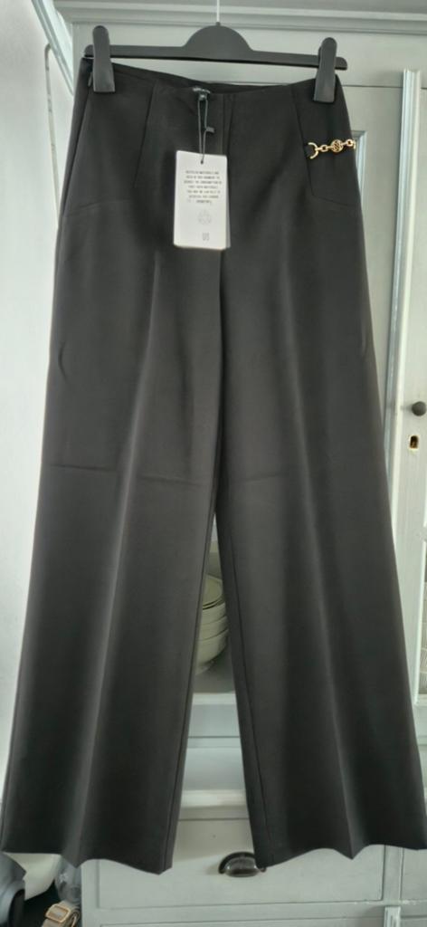 Nieuwe NIKKIE zwarte wide leg broek maat 36/S, Kleding | Dames, Broeken en Pantalons, Nieuw, Maat 36 (S), Zwart, Ophalen of Verzenden