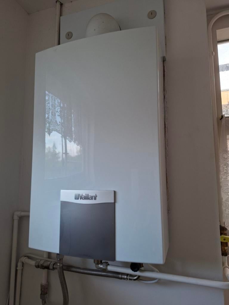 Vaillaint turbo MAG plus geiser, Doe-het-zelf en Verbouw, Geisers en Boilers, Ophalen, Gebruikt, Aardgas, Geiser