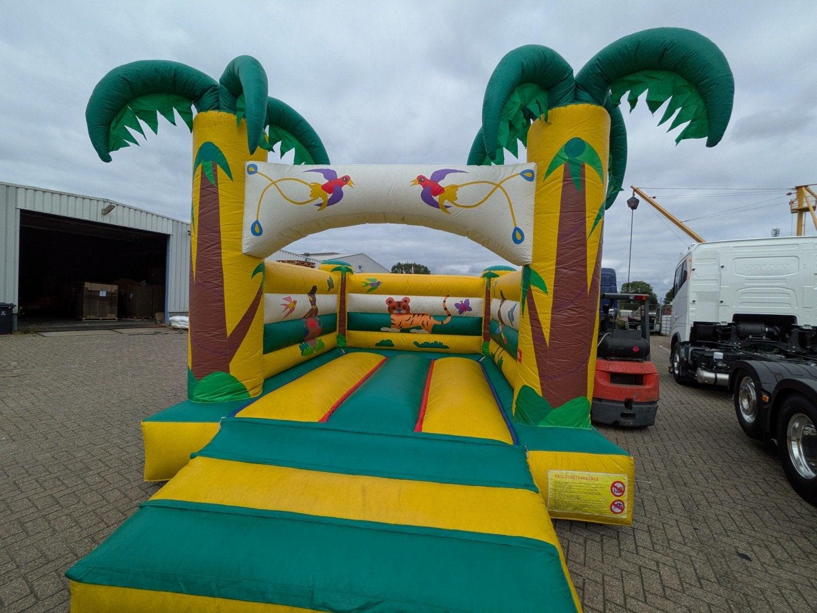 Springkussen Jungle te koop, Eén persoon