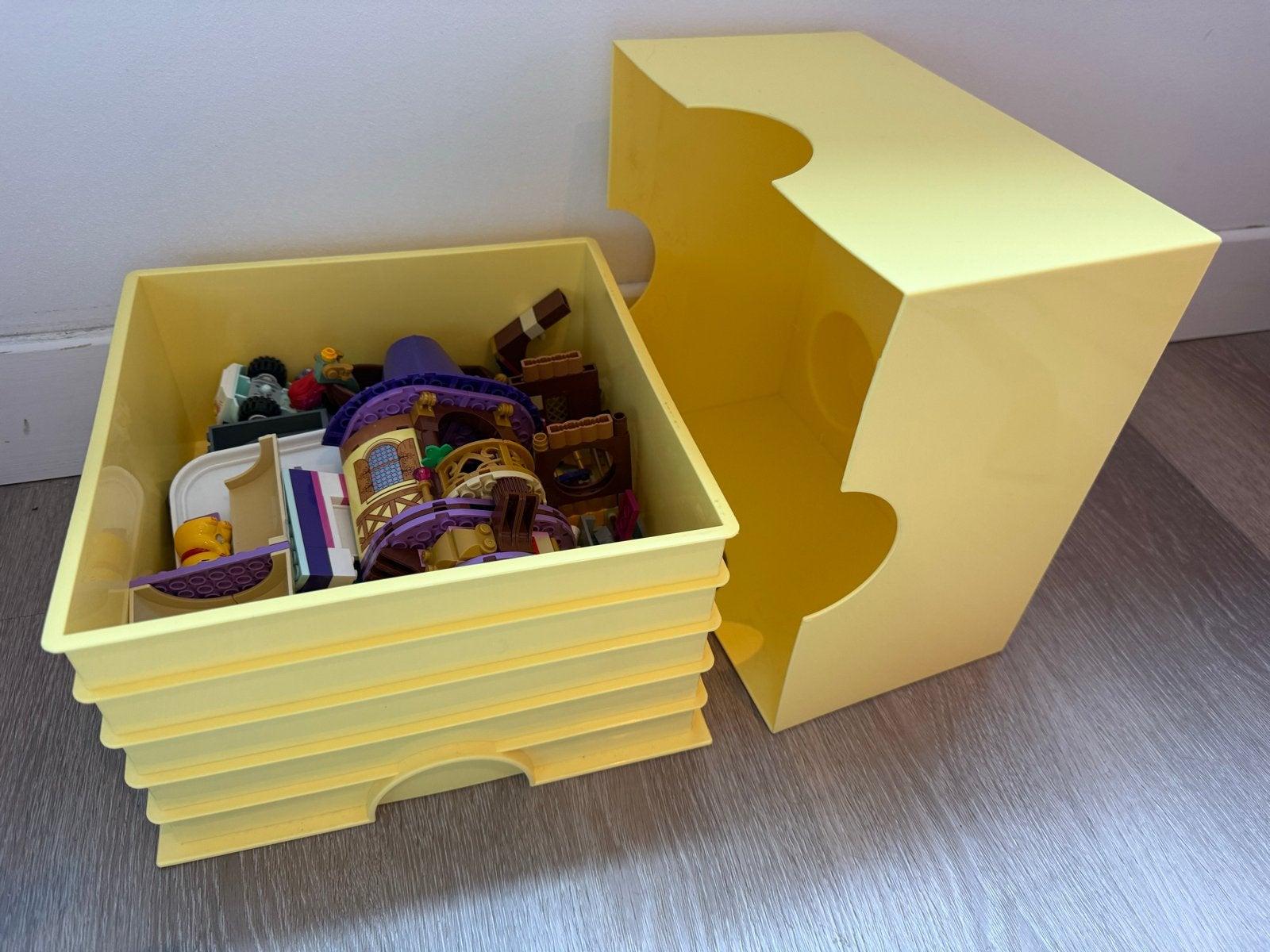 Lego opbergbak  Geel, Ophalen of Verzenden, Zo goed als nieuw, Accessoire, Lego