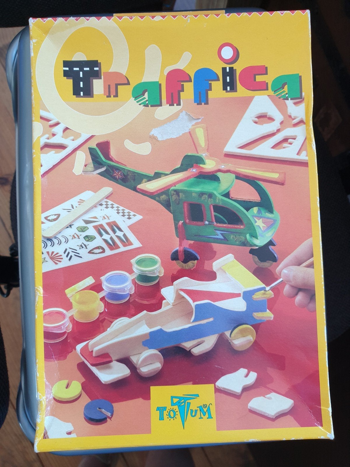 Totum Traffica Houten Voertuigen Knutselset - Nieuw, Ophalen of Verzenden, Nieuw, Bouwen