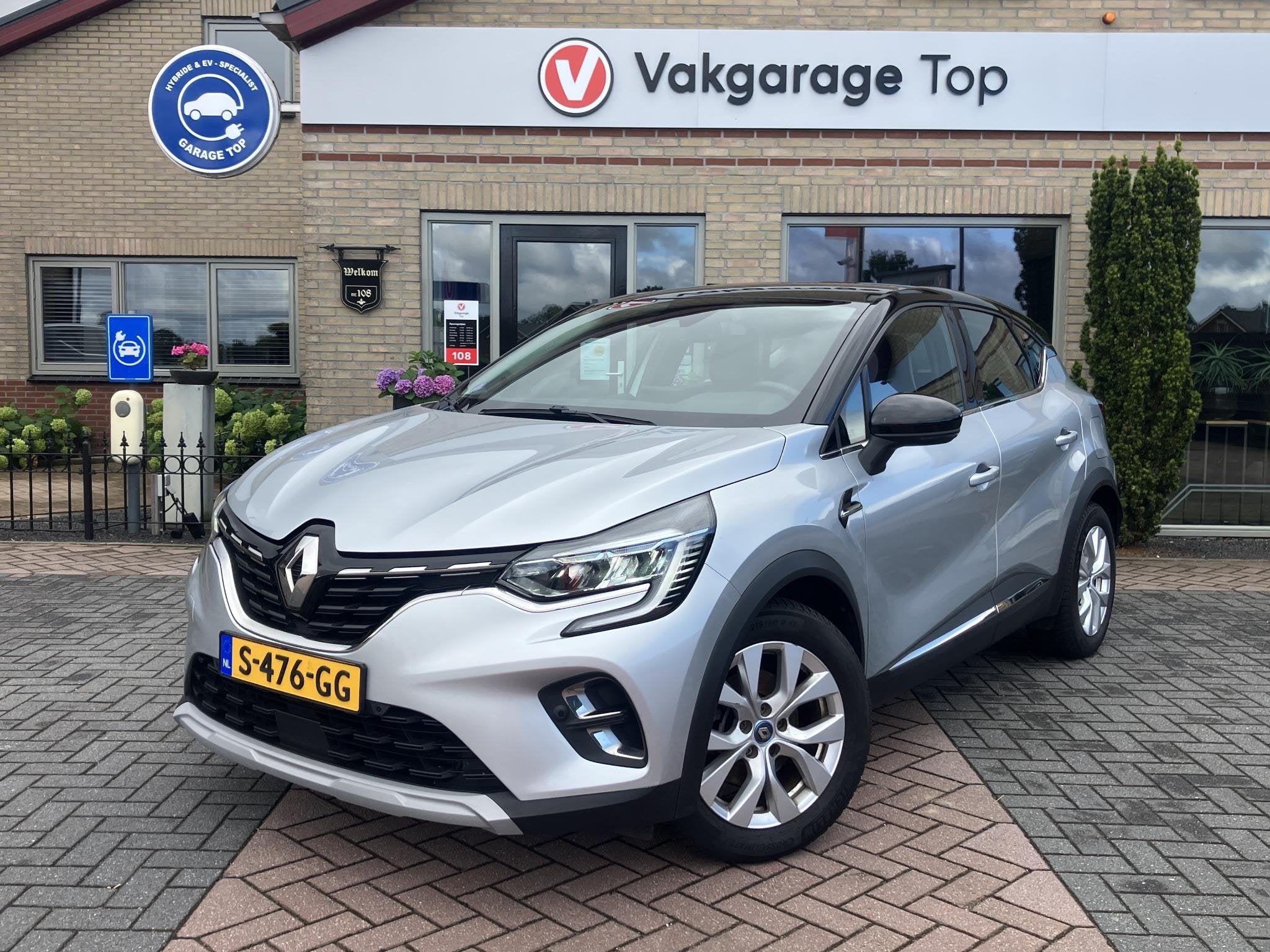 Renault Captur 1.6 E-Tech Plug-in Hybrid 160 Intens | Camera, Auto's, Parkeersensor, Gebruikt, 4 cilinders, Bedrijf