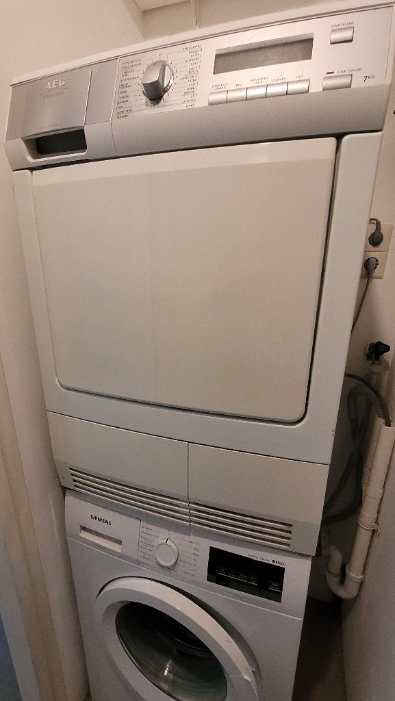 Gratis wasdroger AEG, Ophalen, 6 tot 8 kg, Gebruikt, Minder dan 85 cm